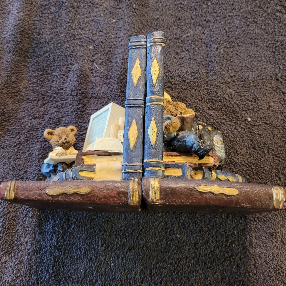 Book ends - Picture 5 of 11